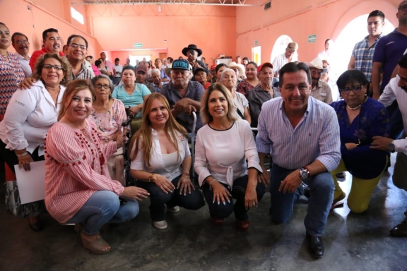 Entregan DIF Coahuila y Patronato de la Beneficencia PÃºblica lentes a  adultos mayores